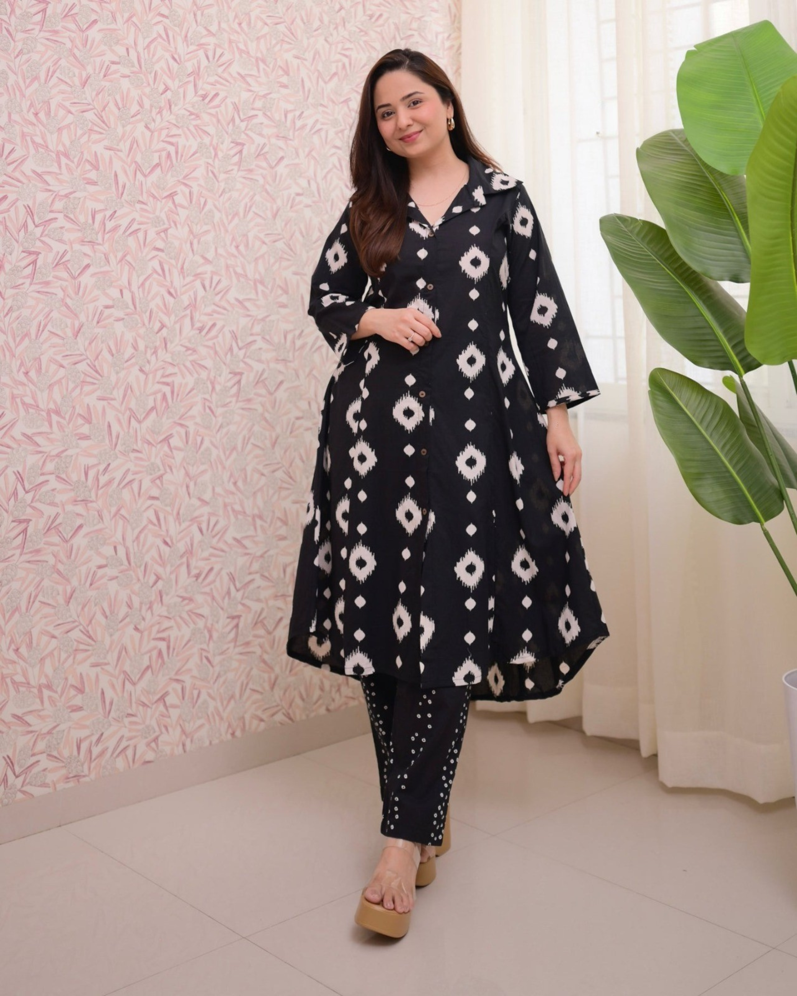 Black Ikat Print Kurta Set