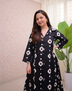 Black Ikat Print Kurta Set